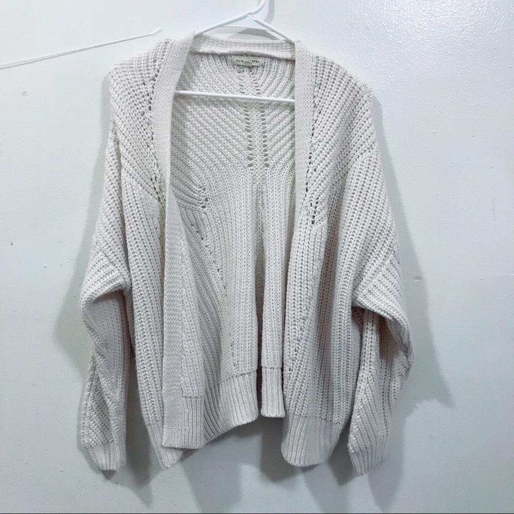 White-ish Cream Soft Knitted Cardigan